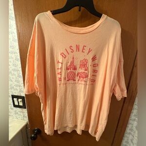 Disney Parks Disneyworld WDW peach apricot tee Women’s XL worn once EUC 2025